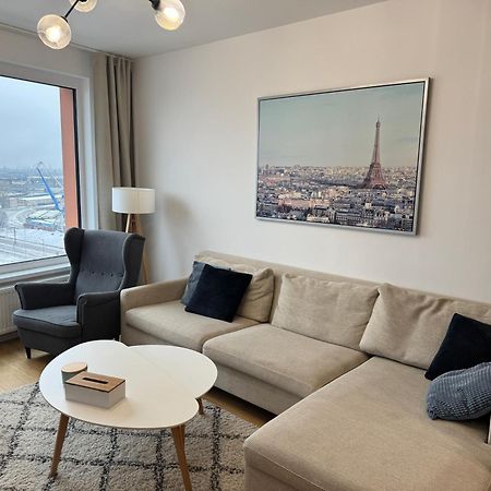 Appartement Downtown Charm With Free Parking Spot à Bratislava Extérieur photo
